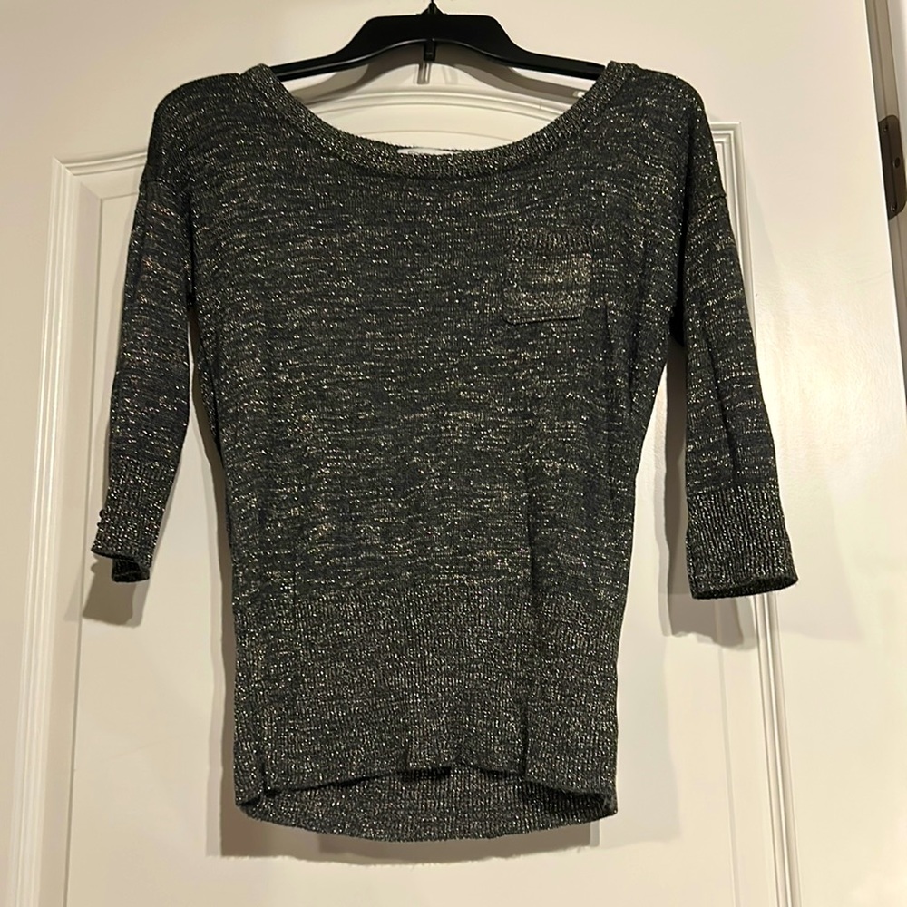 Forever 21 sweater size small